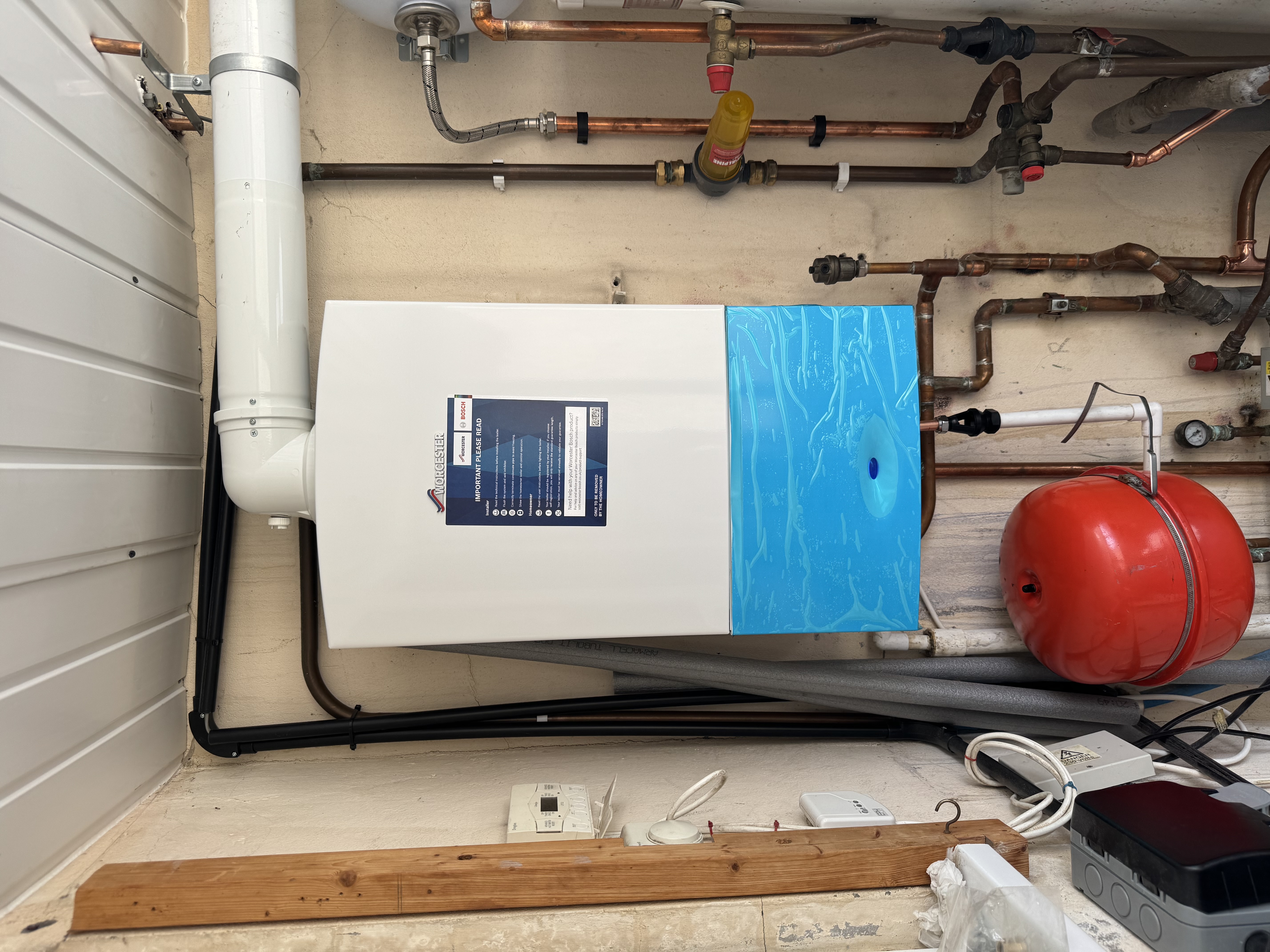 Boiler installation completed by The Leak & Heat Co.